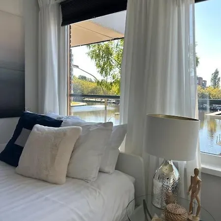 My On The Water Apartament *